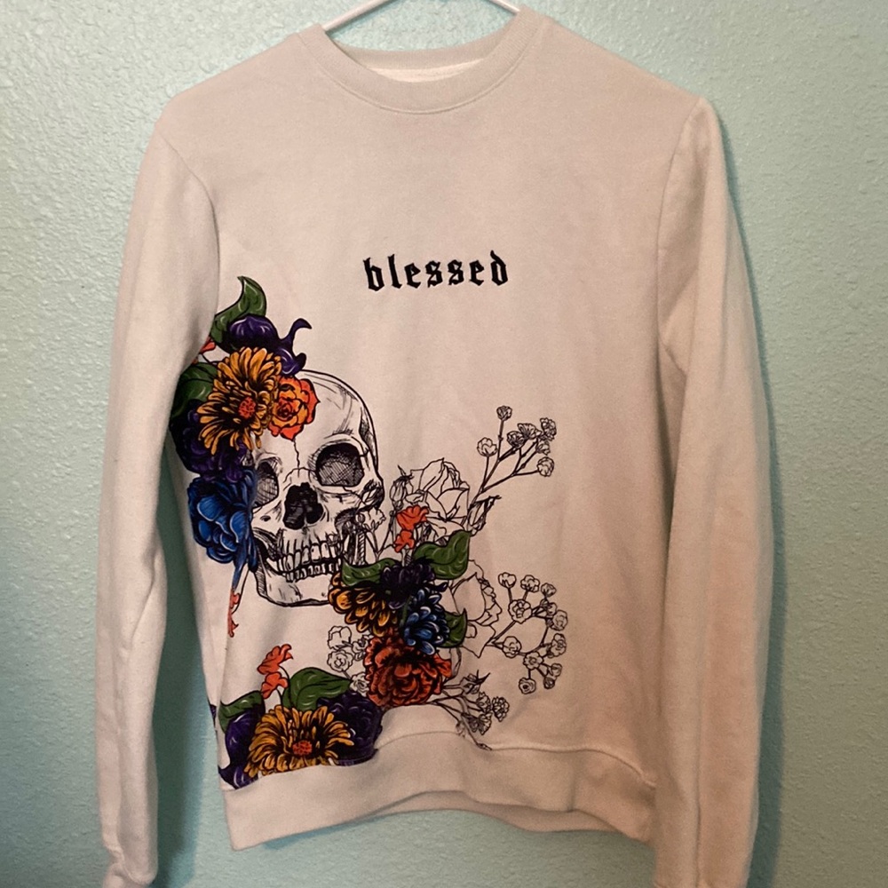 Blind Rooster Men’s Sweater, Skull and flower design